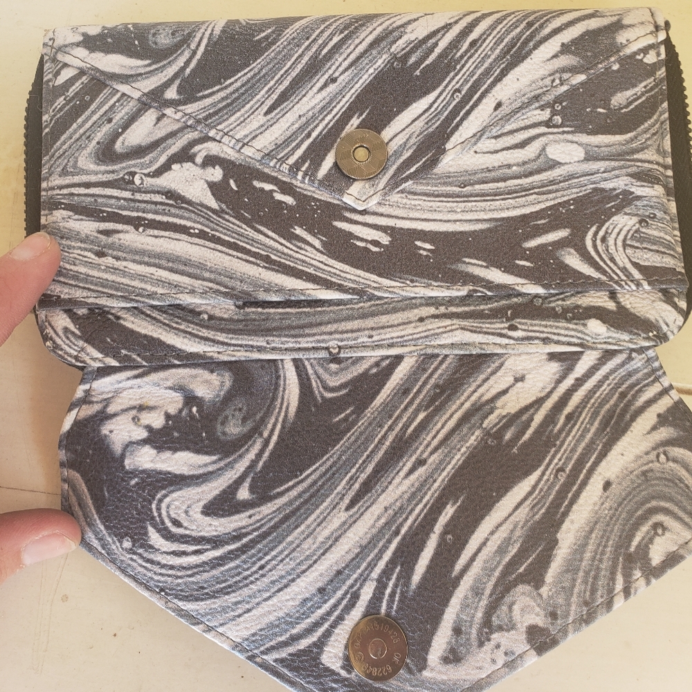 Wallet - Picture 4 of 4